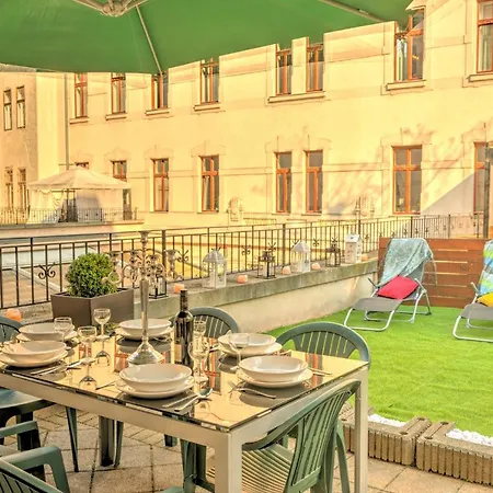 Central Apartments Апартаменты *