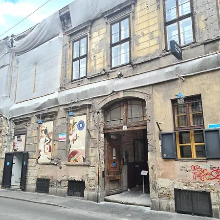 Feeling In The Heart Of Apartamento Budapest