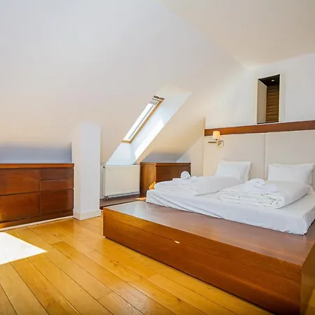 Appartement Luxury With Balcony In Downtown