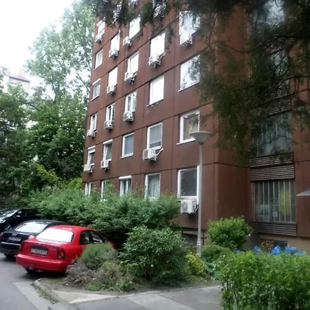 Apartment H1 *
