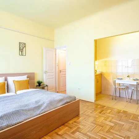 Apartment Convenient Budapest