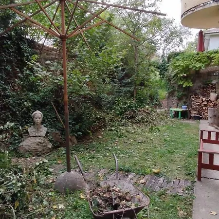 Appartement Hedgehog Shelter