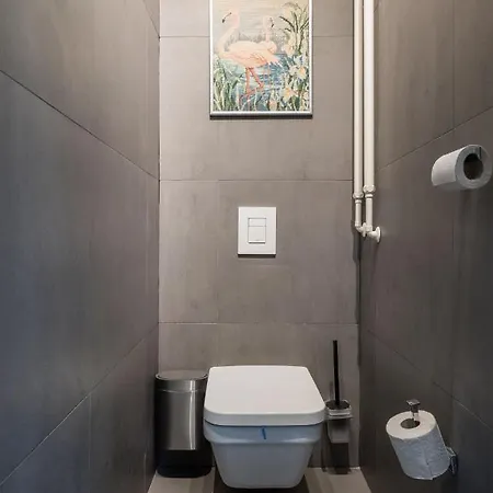 Elegant In Super Location