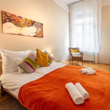 Apartment Orangehomes Kalvin Sq 2 Bedroom *
