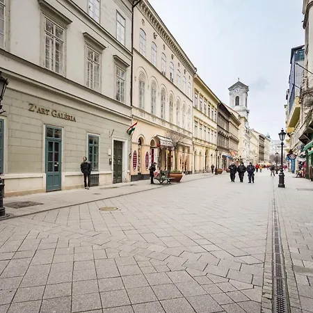 Pyvo Street With Balcony By Nw Budapest