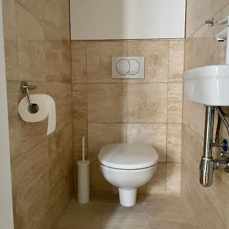K9 B 5.8 * Budapest