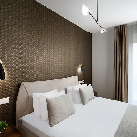 Emerald Downtown Luxury By Continental Group Hotel apartamentowy