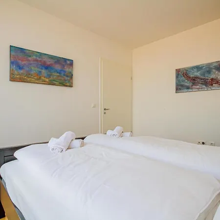 Luxury With Balcony In Downtown Appartement *