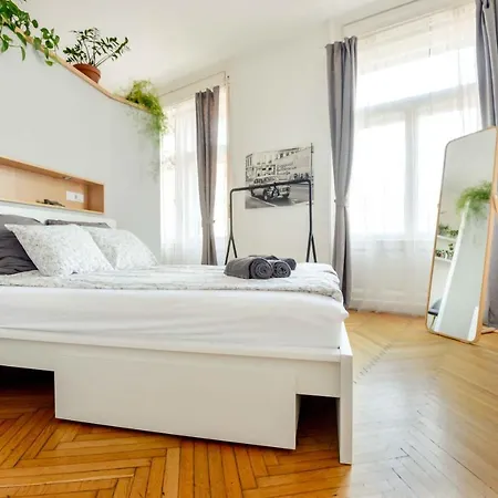 Dohany Design * Budapest
