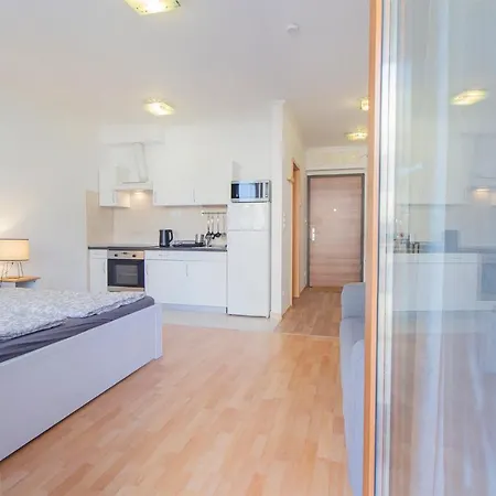 Apartment Corvin Modern Studio With Ac, Parking Budapest