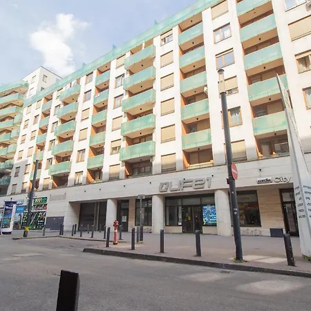 Corvin Modern Studio With Ac, Parking