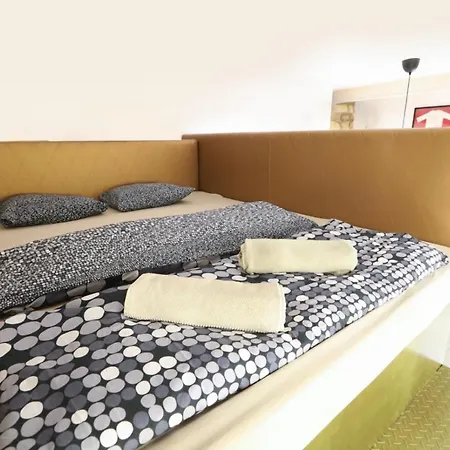 King - Promo @king Str.@heroes Square Apartament