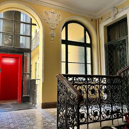 Apartment Edna With Balcony Budapest