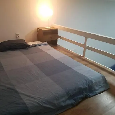 Big Cozy - Skyfall 3 Bdrm 6 Beds 1&half Baths Apartment Budapest