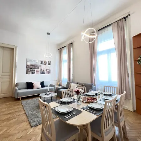 Apartament Ferenc *