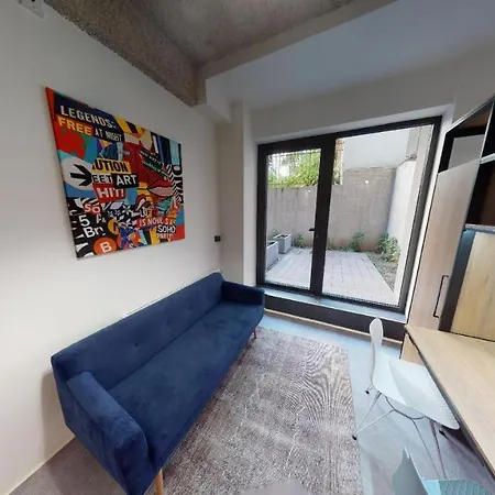 In 13 Apartment *
