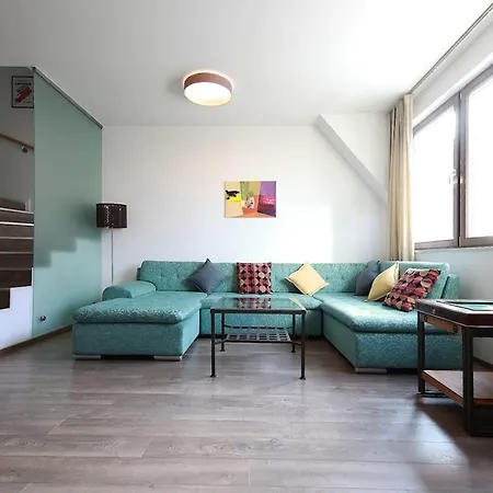 Apartment 360 Panorama • Rooftop Jacuzzi • Downtown Budapest