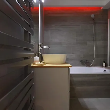 Apartamento 360 Panorama • Rooftop Jacuzzi • Downtown Budapest