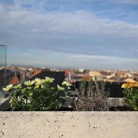 360 Panorama • Rooftop Jacuzzi • Downtown Budapest