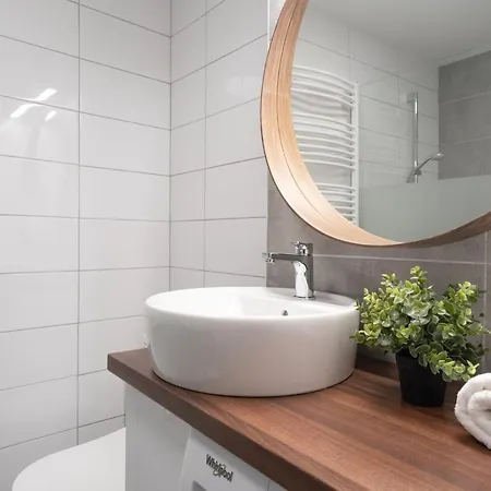 Stylish New With View On New York Palace Apartament