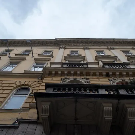 Stylish New With View On New York Palace Apartament Budapesta