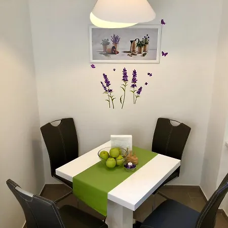 Apartment Sweet Balihome *