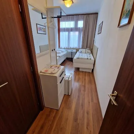 Tang House 唐舍 Guest house *