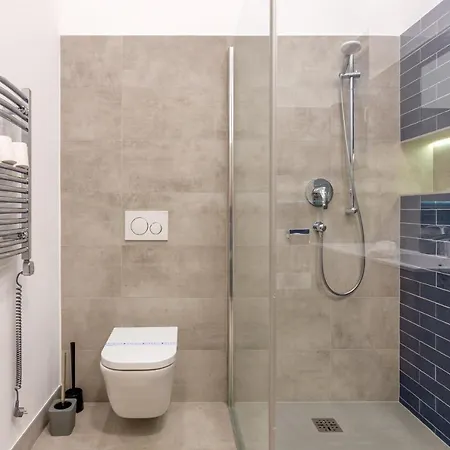 Alder Bridge Apartment Budapest