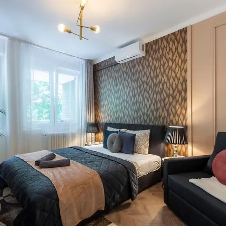 Apartment Stylish Quentin In The King Street