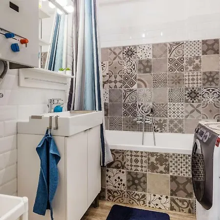 Apartment Spacious And Bright Family In The Inner City