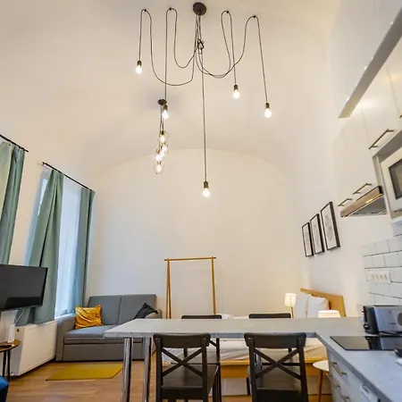 Cassa Mist * Budapest