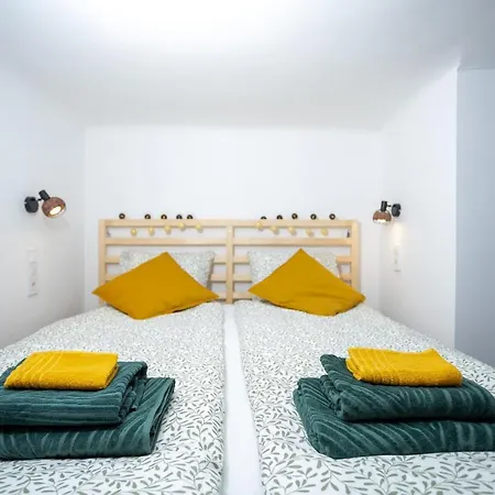 Goblin With Free Private Parking Apartment Budapest