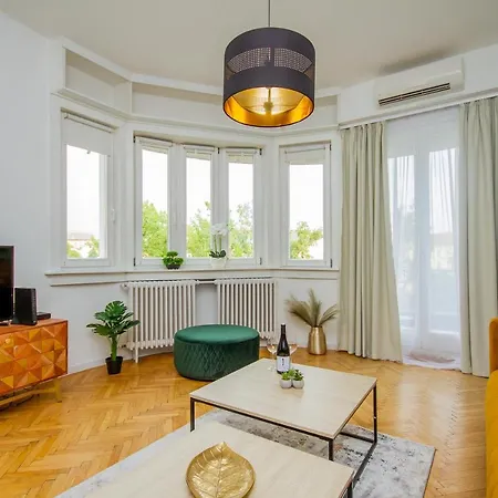 Apartament Anthony's With Balcony In Downtown *