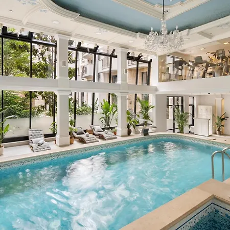Otel Queen's Court & Budapeşte
