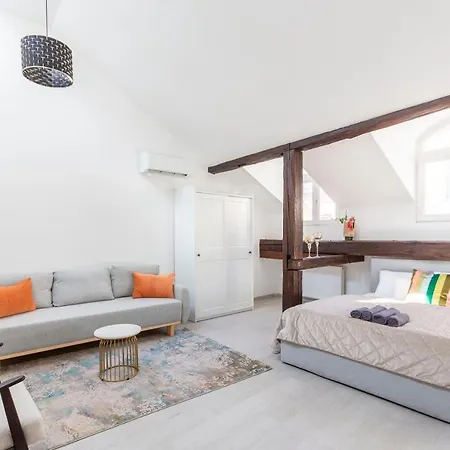 Rustic By Lh Budapest