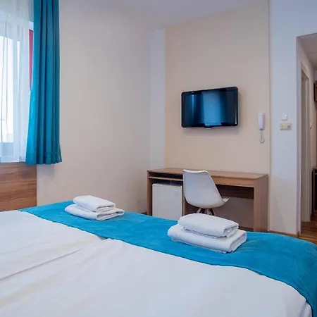 Homoky Bestline 3* Budapest