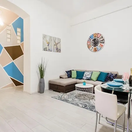 Grand Apart Otel 4*