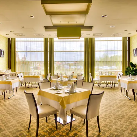 Aquaworld Resort 4*