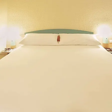 Hotel Ibis Centrum 3*