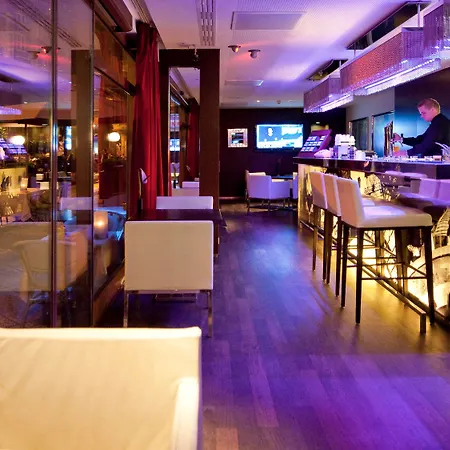 Sofitel Chain Bridge 5* בודפשט