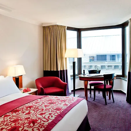 Ξενοδοχείο Sofitel Chain Bridge 5*