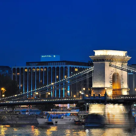 מלון Sofitel Chain Bridge