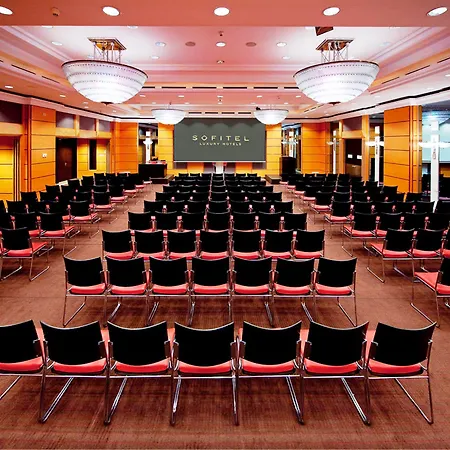Sofitel Chain Bridge 5* בודפשט