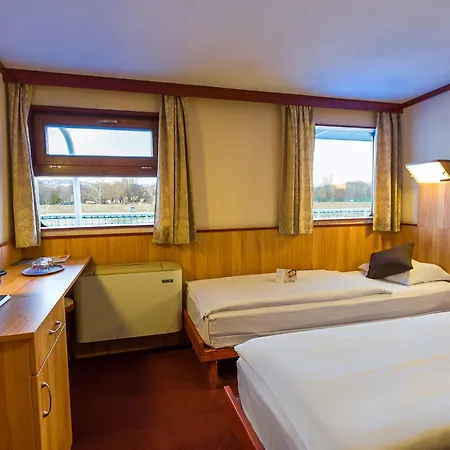 Fortuna Boat Budapest