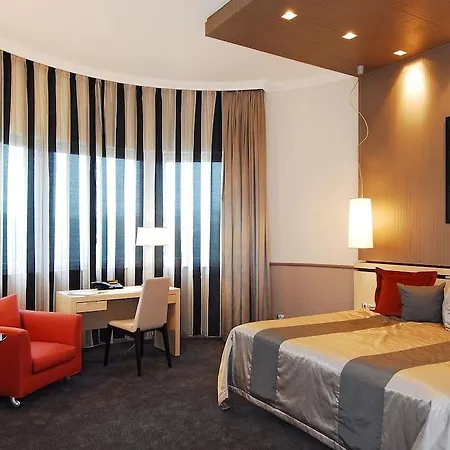 Hotel Mamaison Andrassy 4*