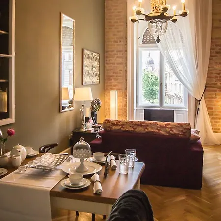 Apartment Mira Luxury Budapest