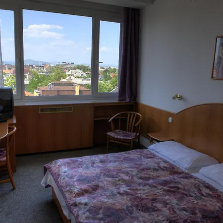 Benczur 3* Βουδαπέστη