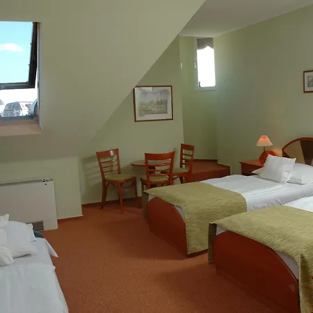 Szálloda Baross City -