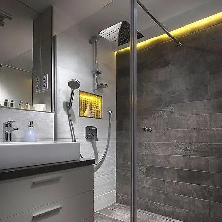 Hotel Opera Garden & Budapest
