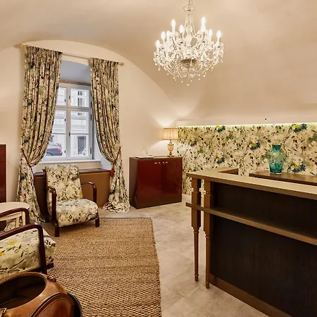 Maison Bistro & Hotel 4*
